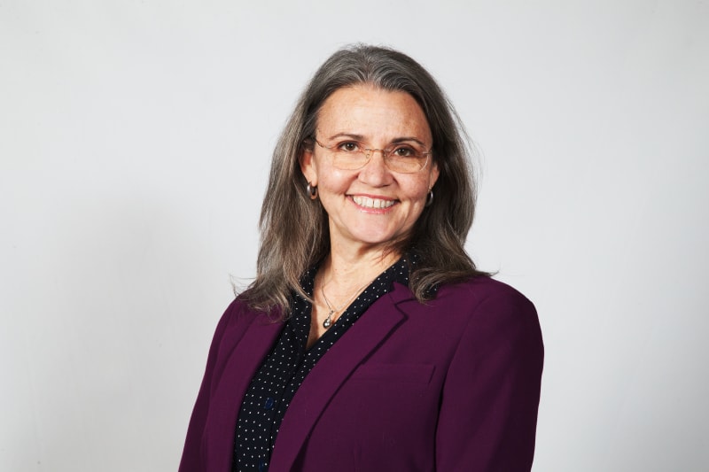 Jennifer Hall Lee